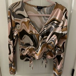 Adorable 70s crop top!